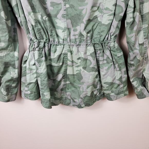 L.L. Bean Jacket Women’s Freeport Field Fuzzy Pocket Cargo Coat Jacket Size M - Picture 6 of 12